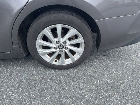 Used 2021 Toyota Camry LE FWD image 8