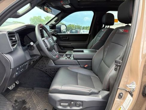 Used 2025 Toyota Tundra TRD Pro w/ Tow Tech Package AWD/4WD image 18