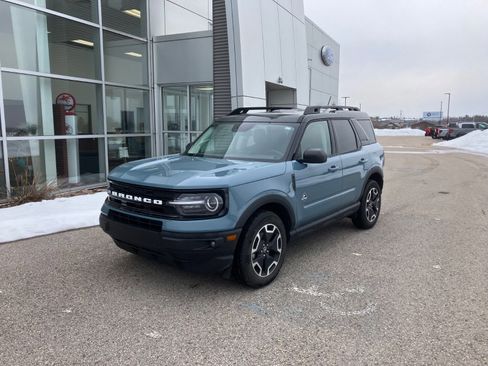 Used 2023 Ford Bronco Sport Outer Banks AWD/4WD image 4