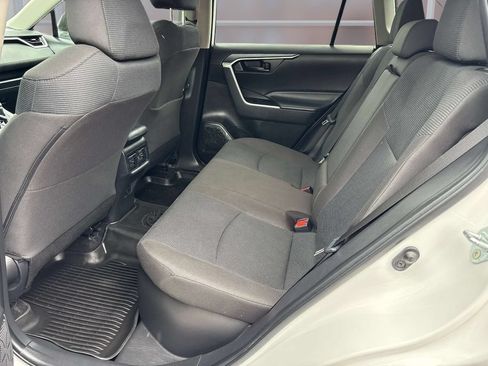 Used 2024 Toyota RAV4 LE AWD/4WD image 12