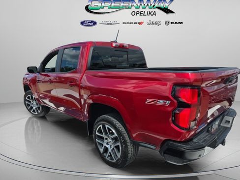 Used 2023 Chevrolet Colorado Z71 w/ Z71 Convenience Package 2 AWD/4WD image 16