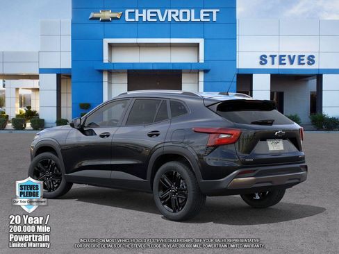 New 2026 Chevrolet Trax ACTIV w/ Driver Confidence Package FWD image 3