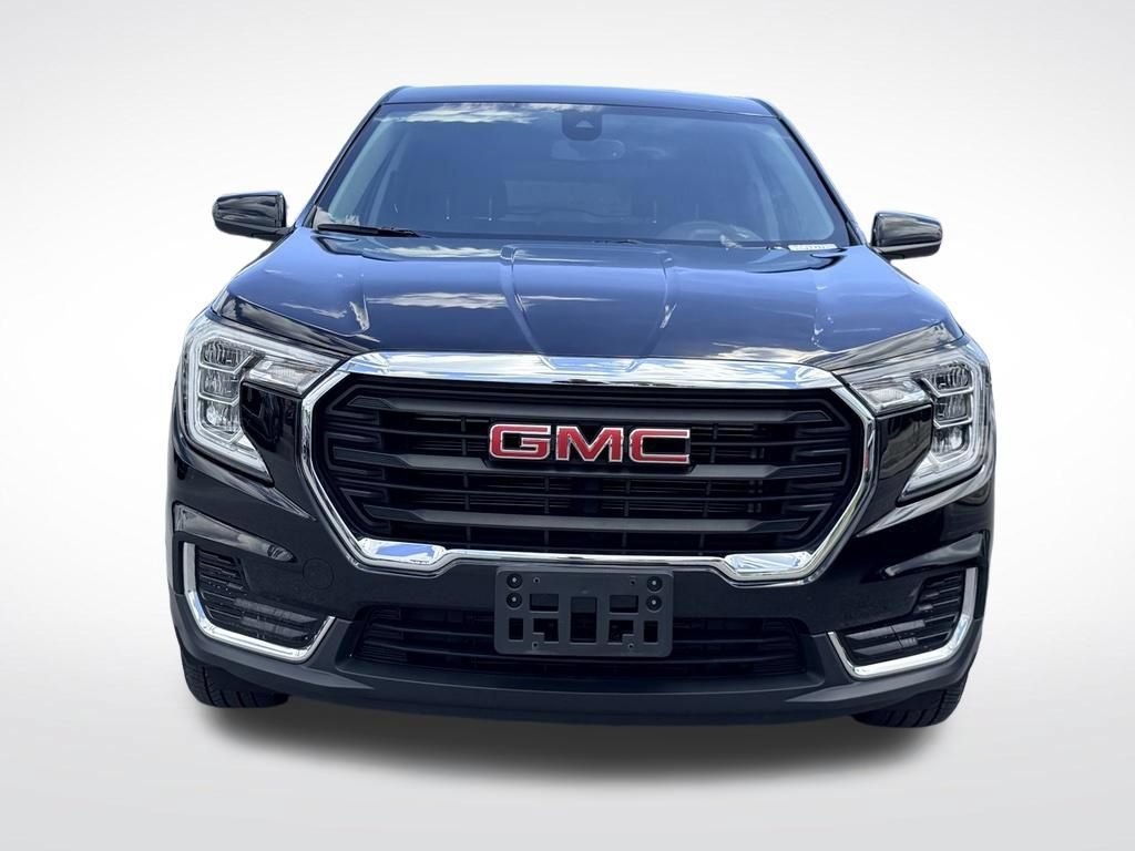 Used 2024 GMC Terrain SLE AWD/4WD image 9