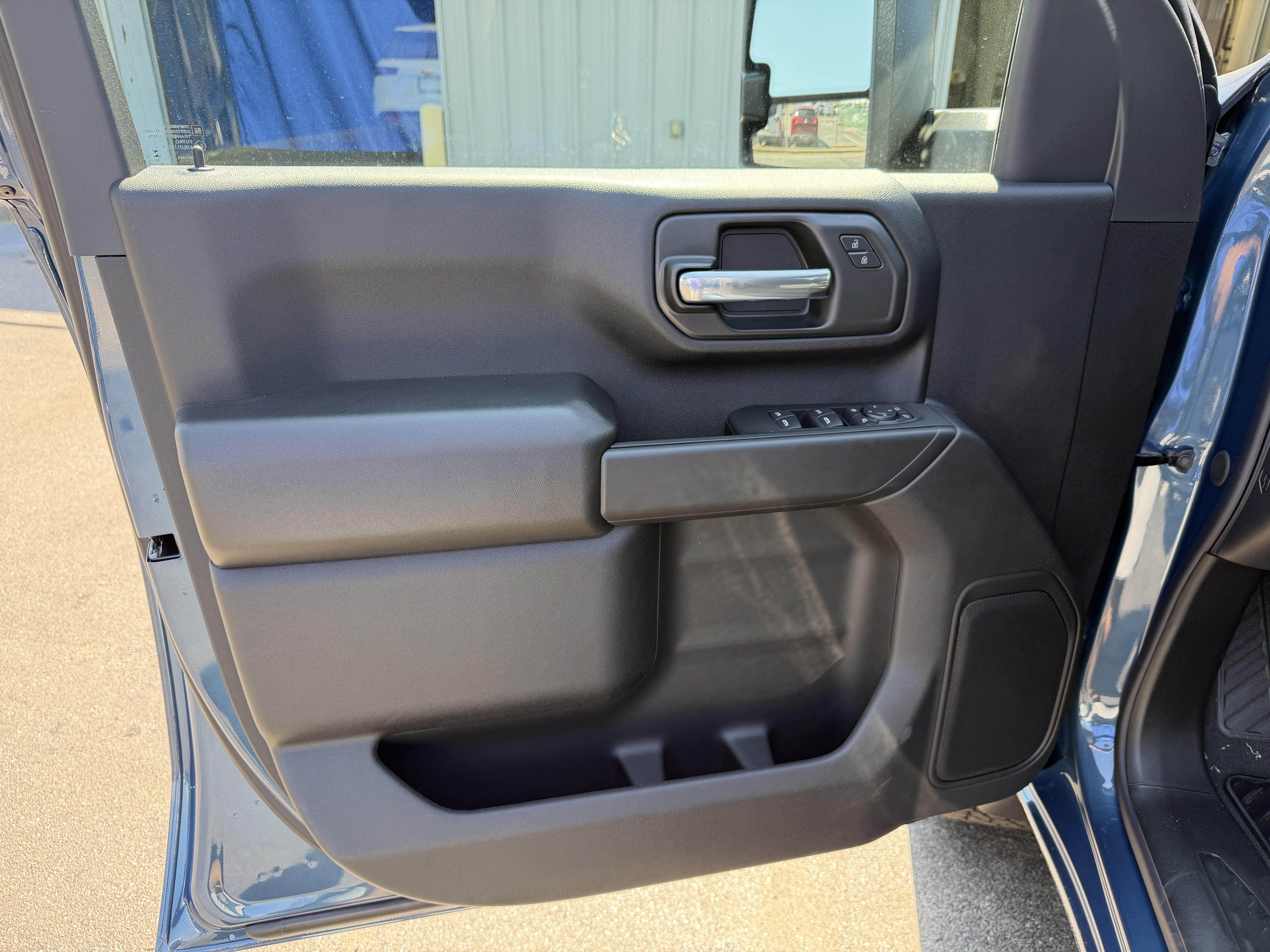 New 2026 Chevrolet Silverado 2500 Custom w/ Custom Value Package AWD/4WD image 10