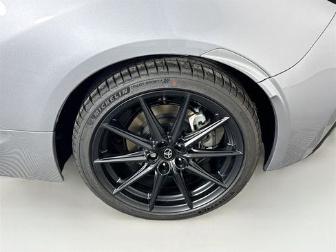 New 2026 Toyota GR86 Premium image 15