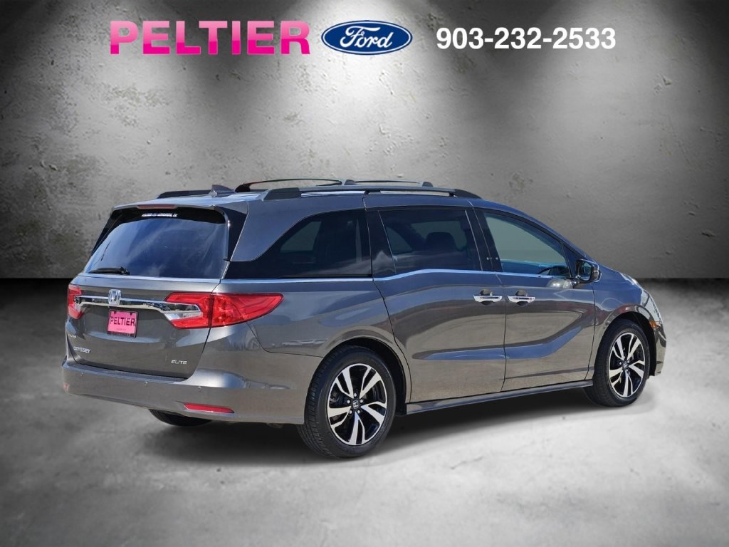 Used 2018 Honda Odyssey Elite image 4