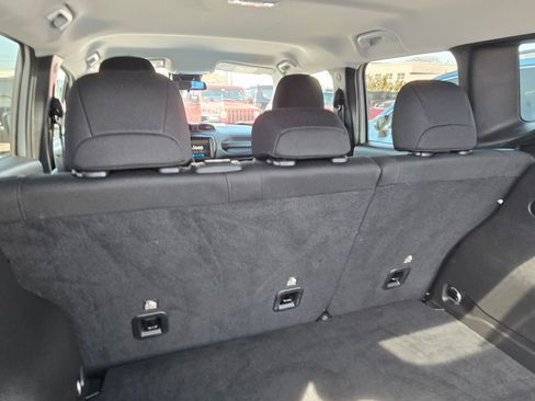 Certified 2023 Jeep Renegade Latitude AWD/4WD image 12
