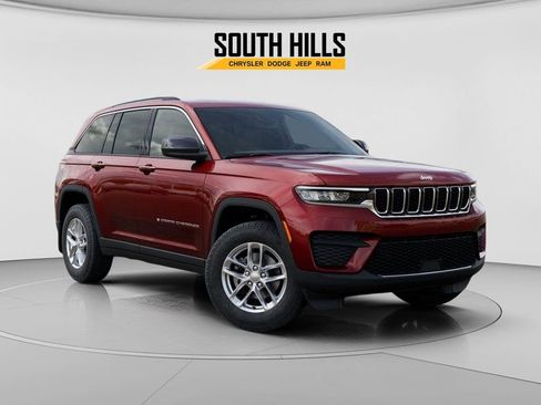 New 2025 Jeep Grand Cherokee Laredo X w/ Luxury Tech Group I AWD/4WD image 5