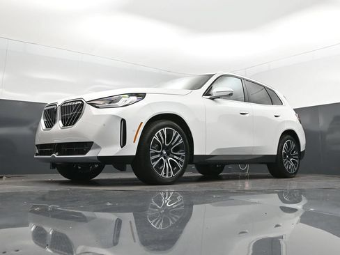 New 2026 BMW X3 xDrive30 w/ Premium Package AWD/4WD image 38