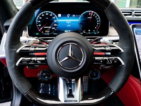 Used 2024 Mercedes-Benz S 63 AMG S image 30