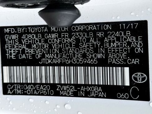 Used 2017 Toyota Prius Prime Advanced FWD image 46