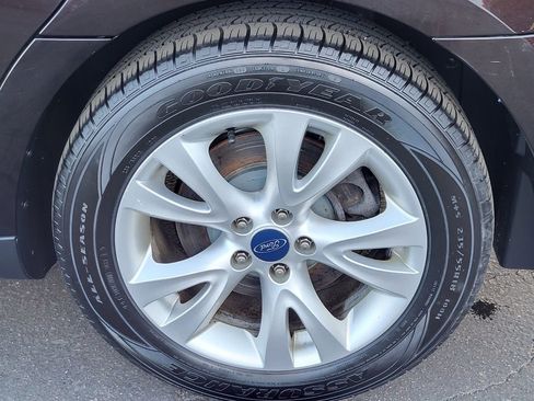 Used 2014 Ford Taurus SEL w/ Equipment Group 201A image 23