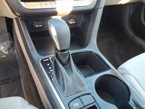 Used 2019 Hyundai Sonata SE image 16