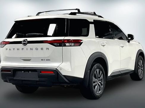 Used 2024 Nissan Pathfinder SV w/ Lighting Package (N92) AWD/4WD image 7