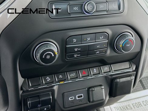 Used 2022 Chevrolet Silverado 1500 Custom Trail Boss w/ Safety Confidence Package AWD/4WD image 22