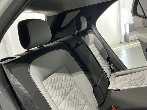 Used 2020 Chevrolet Equinox LS image 26