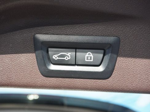 Used 2019 BMW X7 xDrive40i w/ Luxury Seating Package image 30