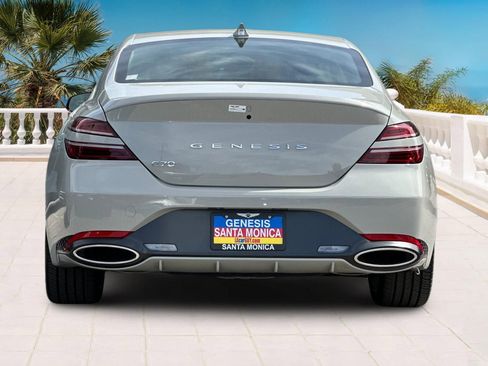 Used 2026 Genesis G70 2.5T image 6