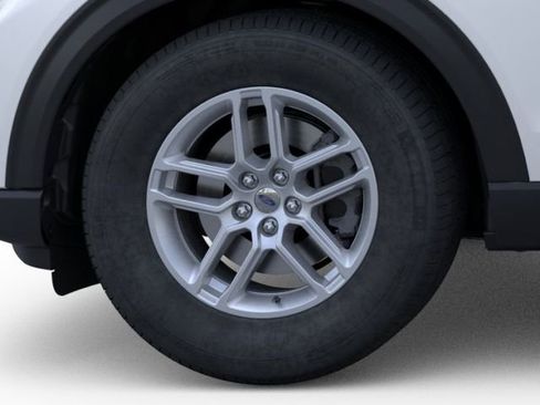 New 2026 Ford Explorer Active RWD image 21