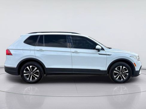 Used 2023 Volkswagen Tiguan S FWD image 2