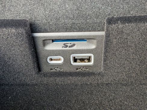 New 2026 Cadillac XT5 Luxury image 27