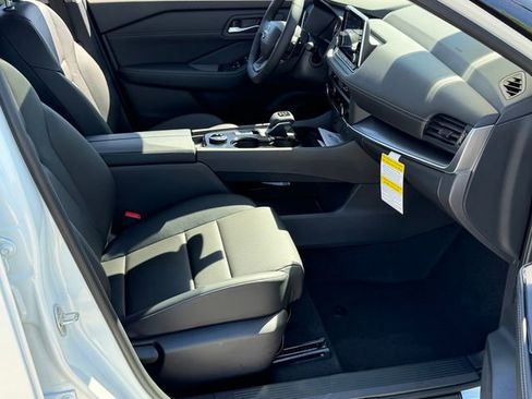 New 2026 Nissan Rogue SV AWD/4WD image 26