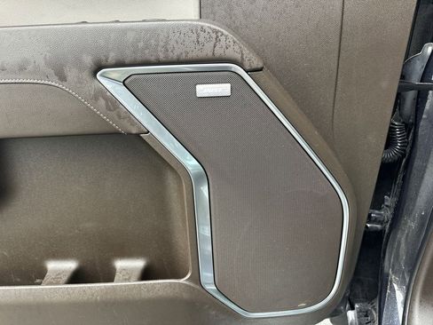 Used 2022 GMC Sierra 1500 SLT w/ SLT Premium Plus Package image 19