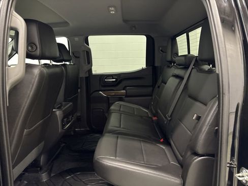 Used 2019 Chevrolet Silverado 1500 LT Trail Boss AWD/4WD image 28