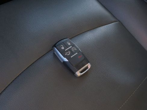 Used 2019 RAM 2500 Tradesman image 10