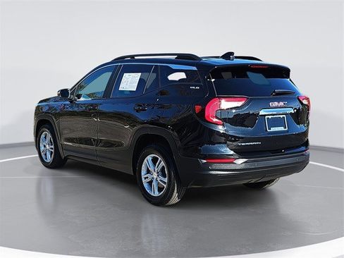 Certified 2024 GMC Terrain SLE w/ Driver Convenience Package image 24