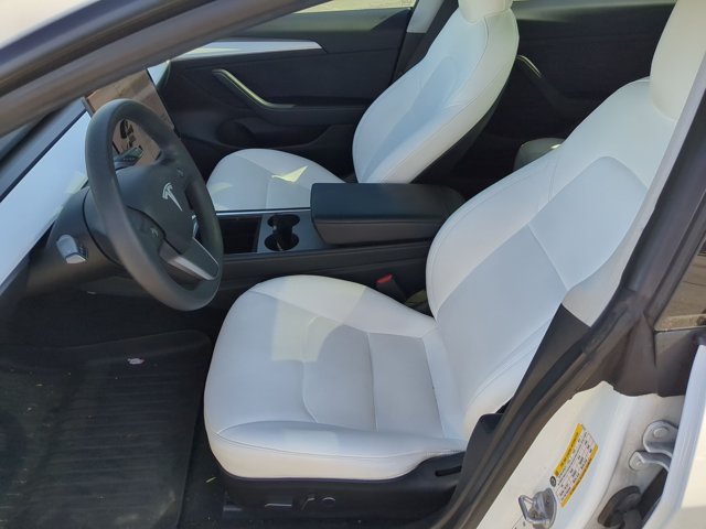 Used 2021 Tesla Model 3 Standard Range Plus RWD image 16
