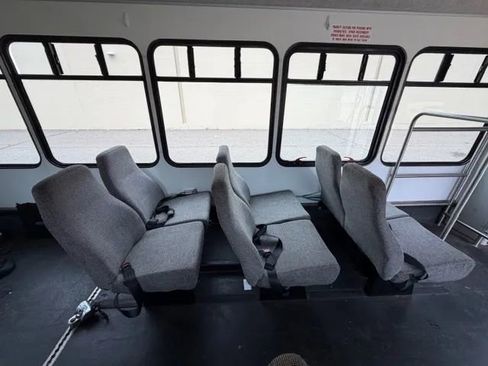 Used 2013 Ford E-350 and Econoline 350 Super Duty w/ Shuttle Bus Prep Pkg RWD image 38