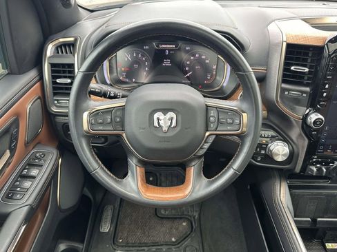 Used 2024 RAM 1500 Limited AWD/4WD image 17