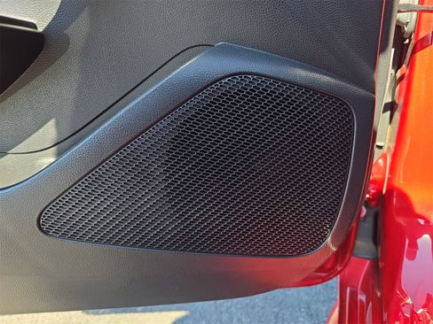 Used 2021 Toyota Corolla LE image 13