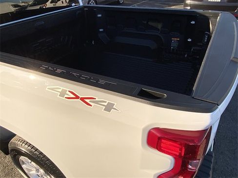 New 2026 Chevrolet Silverado 1500 LT w/ LPO, Liner Protection Package image 30