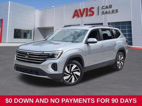 Used 2025 Volkswagen Atlas SE FWD image 1