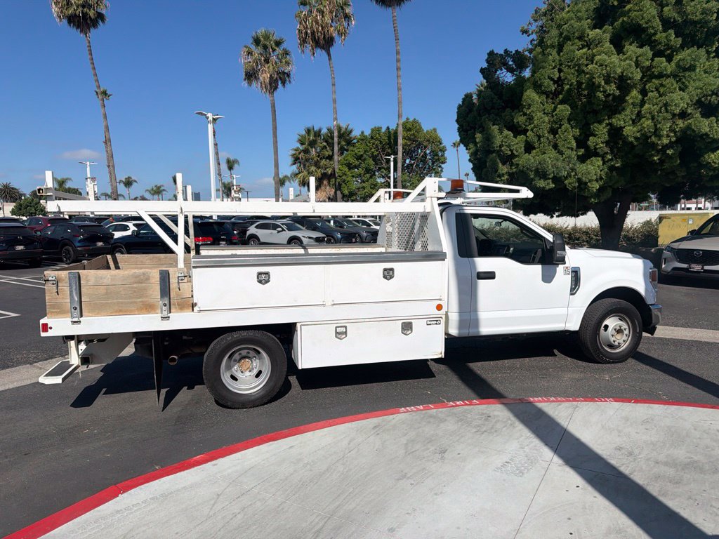 Used 2020 Ford F350 2WD Regular Cab DRW Super Duty image 17