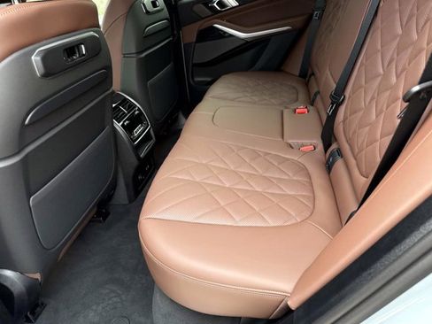 New 2026 BMW X5 xDrive40i w/ Executive Package image 14