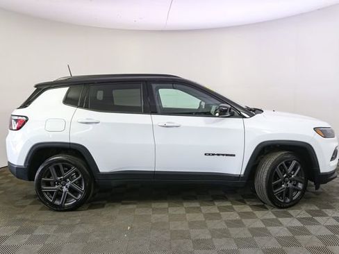Used 2026 Jeep Compass Limited AWD/4WD image 14