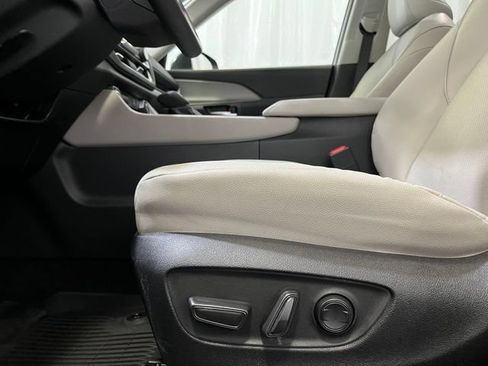 Certified 2024 Toyota Grand Highlander AWD Hybrid image 17