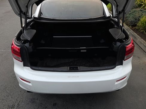 Used 2014 Lexus IS 250C image 16