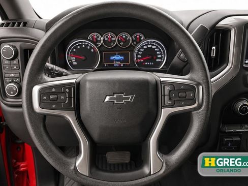 Used 2022 Chevrolet Silverado 1500 Custom Trail Boss w/ Safety Confidence Package AWD/4WD image 13
