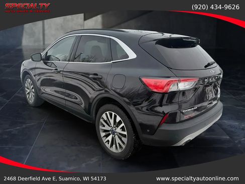 Used 2021 Ford Escape Titanium image 7