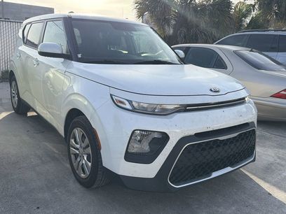 Used 2021 Kia Soul LX