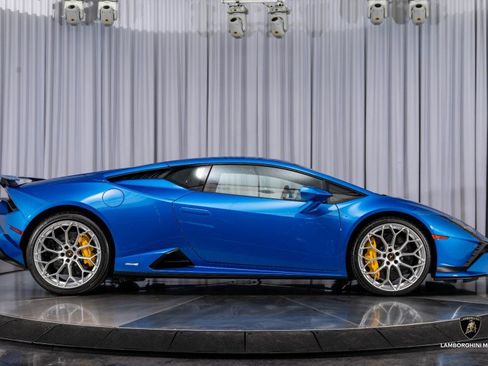 Used 2023 Lamborghini Huracan Tecnica image 23