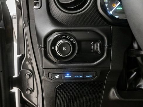 Used 2025 Jeep Wrangler Unlimited Rubicon 4xe w/ Convenience Group image 14