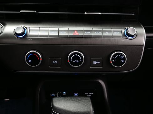Used 2025 Hyundai Kona SE AWD/4WD image 19