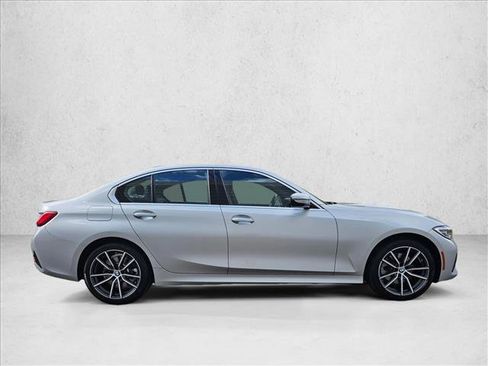 Used 2019 BMW 330i xDrive Sedan AWD/4WD image 6