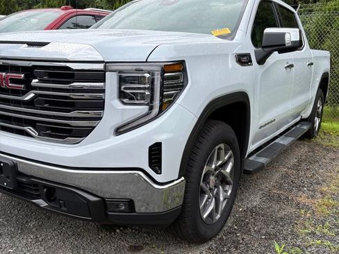 Used 2026 GMC Sierra 1500 SLT w/ SLT Premium Package AWD/4WD image 3