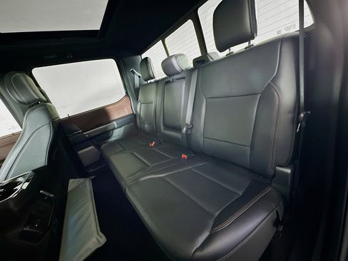 Used 2022 Ford F150 Lariat image 29